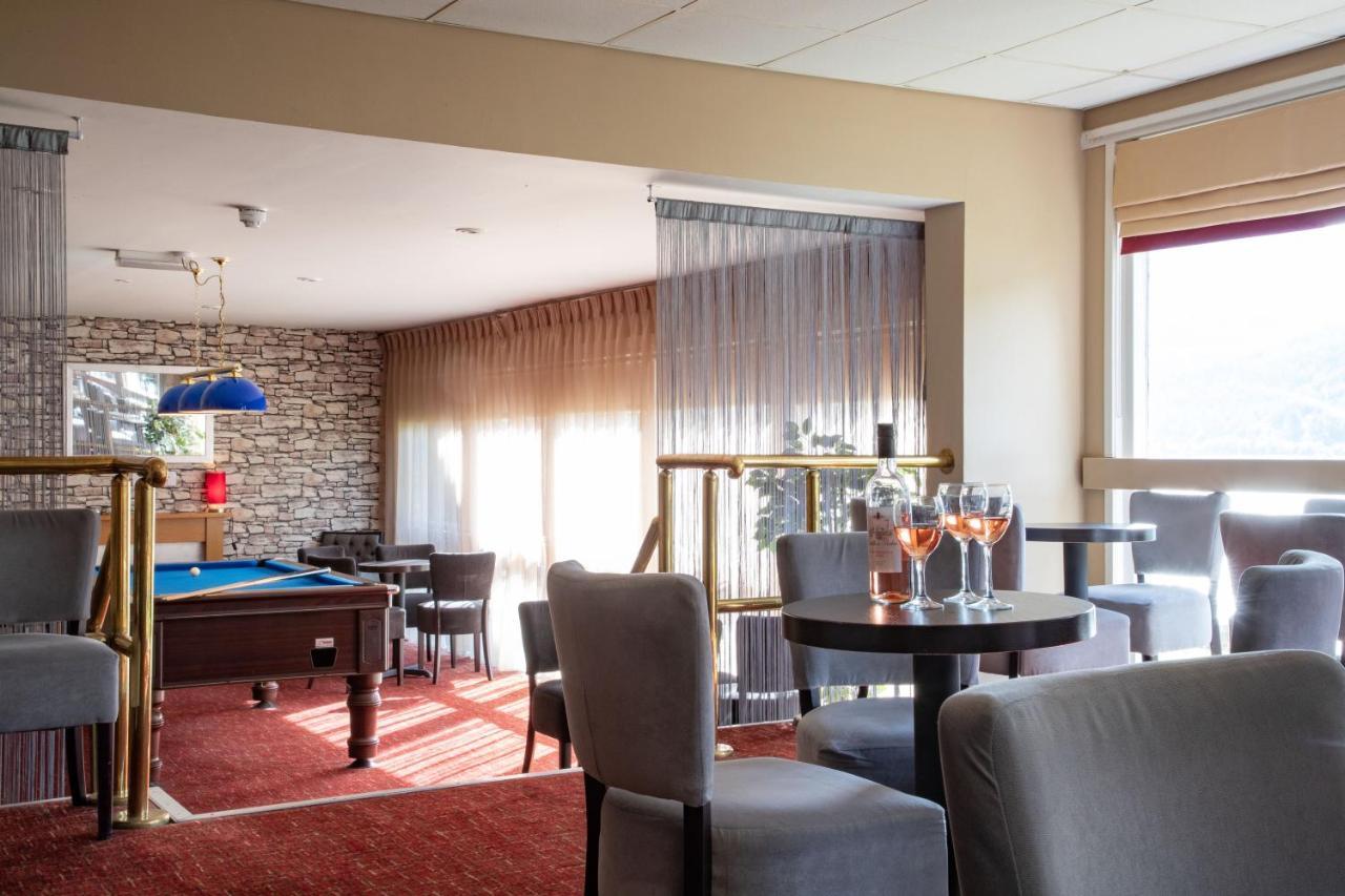 The Caledonian Claymore Hotel Arrochar Buitenkant foto
