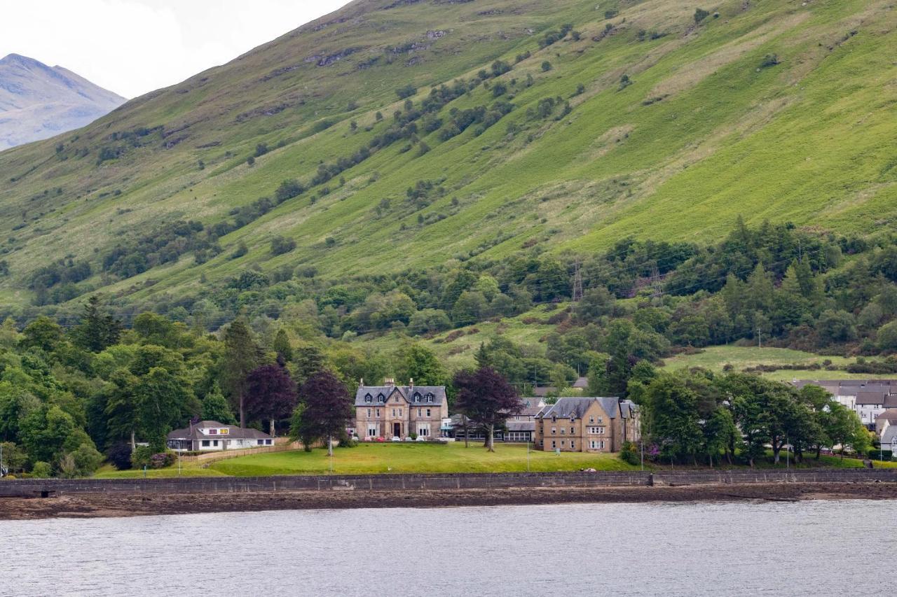 The Caledonian Claymore Hotel Arrochar Buitenkant foto
